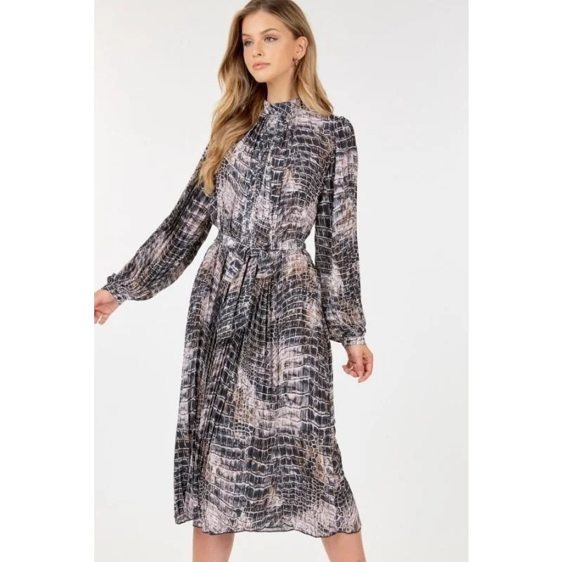 Punk Dresses with Spikes -Female Multi-Color Snake Skin Pattern Print Long Sleeves Pleated Midi Dress