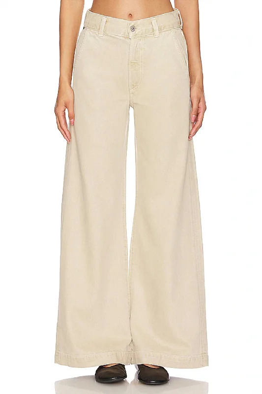 Tight office trousers for women with professional cut and flattering fit -Beverly Trouser Pants In Taos Sand