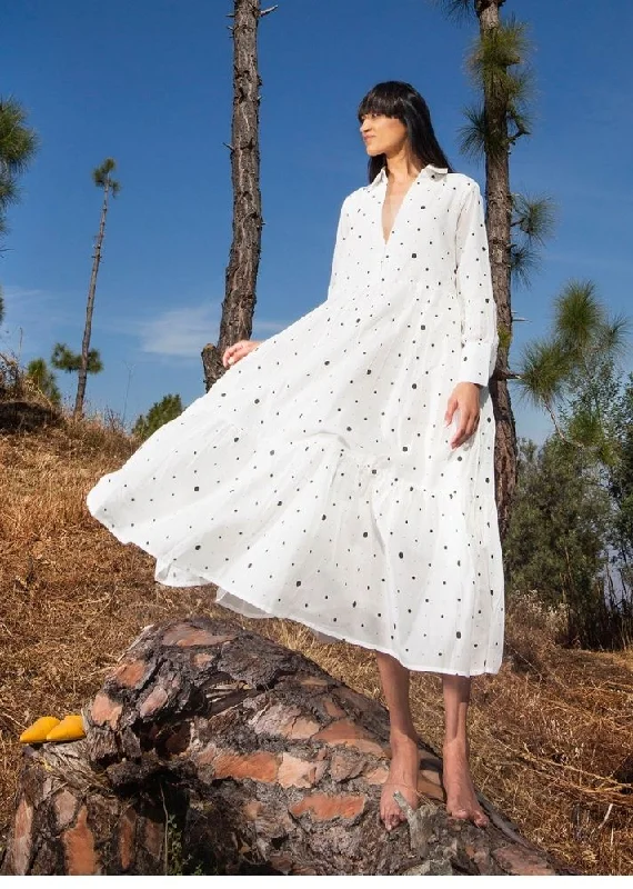 Low-waisted Dresses for Relaxed -Mountain Whisperer Dress